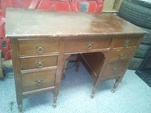 Vintage Desk complete.