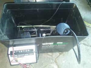 Wayne 12 volt Standby Sump Pump. New