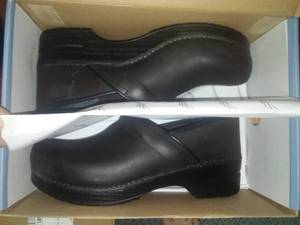 NEW Dansco Shoes