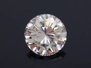 lot 2 image: Colossial 3.07ct. Round Brilliant Diamond, VS Clarity $29500 Appraisal