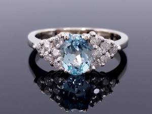 lot 29 image: Very Fine Swiss Blue Topaz and Diamond Estate Ring in 14k White Gold $2150 Retail