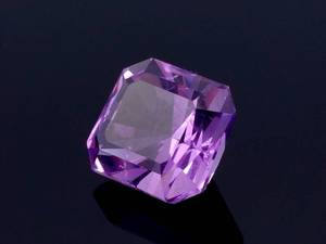 lot 40I image: 6.82 Carat Brazilian Amethyst Gemstone