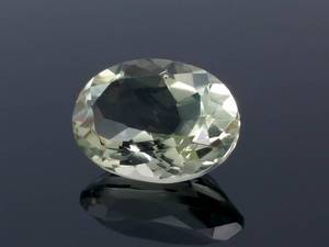 lot 45I image: 5.56 Carat Natural Green Amethyst (Prasiolite)