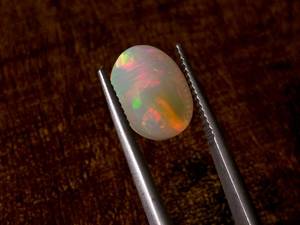 lot 40J image: Amazing 4.00 Carat Natural Ethiopian Welo Opal
