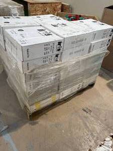 lot 14 image: 550 SF Schiebout Porcelain Tile Flooring