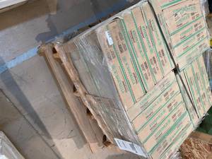 lot 15 image: 385 SF Shaw Continental Desert Sands 18x18 Tile Flooring