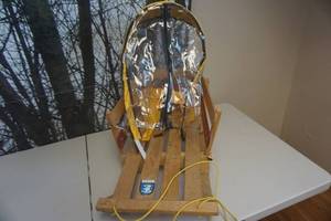 lot 83 image: Torpedo Brand Childrens Snow Sled With Strap On Hood
