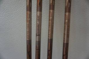 lot 128 image: 4  - Easton Ultralight XX75 Arrows