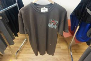 lot 257 image: Buck Wear Deer Hunting Themed T-Shirt Size Medium