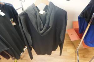lot 263 image: Hoody City Themed Hoody Sweat Shirt Size Small
