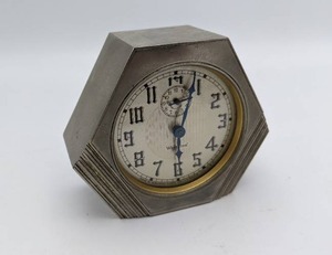 lot 101 image: Vintage 1930s Westclox Art Deco Alarm Clock