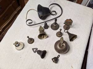 lot 77 image: A Dozen Bells