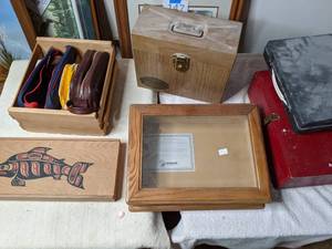 lot 82 image: Assorted Boxes and Bags