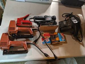 lot 268 image: Assorted Staplers, Sander and Saw