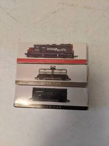 lot 53 image: (3) Model Train Cars in Original Boxes