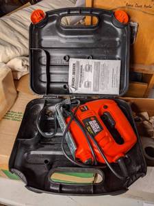 lot 252 image: Black & Decker Variable Speed Jig Saw