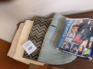 lot 160 image: (4) Rugs and (1) Cuddlee Blanket
