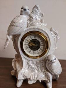 lot 166 image: German Porcelain Mantel Clock
