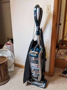 lot 178 image: Shark Rotator Vacuum with Attachments