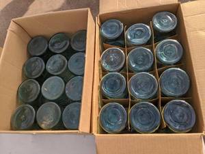 lot 362 image: Two Dozen Vintage Blue Ball Perfect Mason Jars