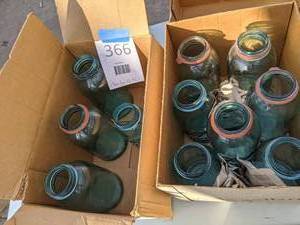 lot 366 image: (11) Blue Vintage Ball Perfect Mason Jars