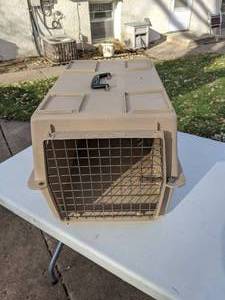 lot 273 image: Doskocil Pet Carrier