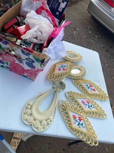 lot 383 image: Vintage Wall Hangings and Box of Ornaments