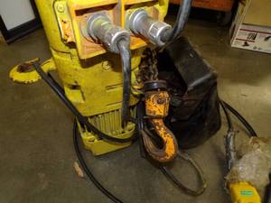 lot 1 image: Harrington 12 Ton Hoist