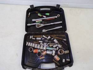 lot 22 image: Sockets and Ratchets with case