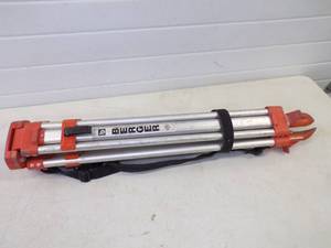 lot 45 image: Transit Tripod