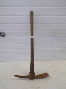 lot 60 image: Pick Axe