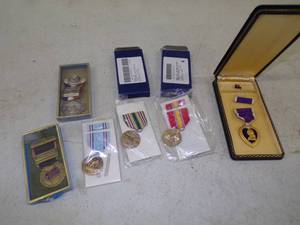 lot 70 image: Military Metals