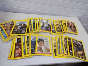 lot 101 image: Vintage National Geographic Magazines