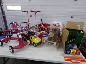lot 111 image: Huge Toy Lot