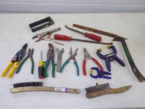 lot 123 image: Tools