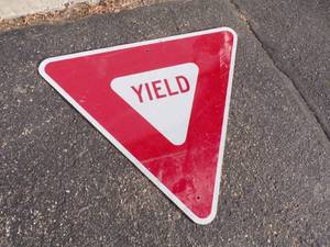 lot 143 image: Yield Sign