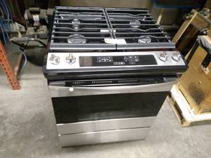 lot 69 image: Ikea Model IGS790GSO Gas Range