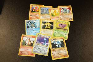 Early Pokemon Low Grade Lot  93 Cards