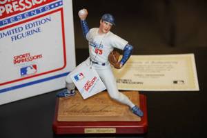 Sports Impressions Orel Hershiser Numbered Figurine