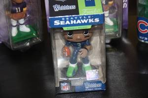 Bobblehead and Figure Lot  4 Figures