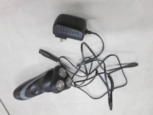 Bluestone Electric Razor out of pkg...