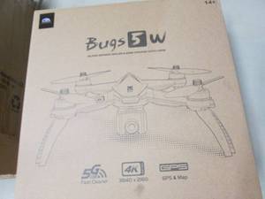 MJX Bugs 5W B5W RC Drone with Camer...