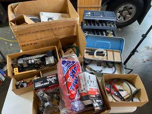 lot 217 image: Assorted Hardware and Garage Items - see photos