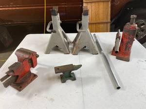 lot 222 image: Anvil, Vise, Jack Stands