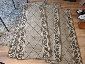 lot 70 image: (4) New Matching Runner Rugs