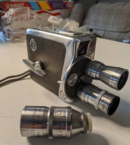lot 21 image: Vintage Keystone Olympic 8mm Movie Camera