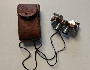 lot 23 image: Pair of Vintage 6x15 Miniature Binoculars and Carrying Case