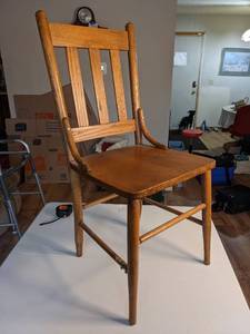 lot 69 image: Simple Solid Wood Chair