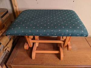 lot 138 image: Gliding Wood Ottoman with Upholstered Cushion
