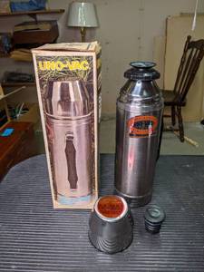 lot 142 image: Uno-Vac Stainless Steel Thermos with Original Box